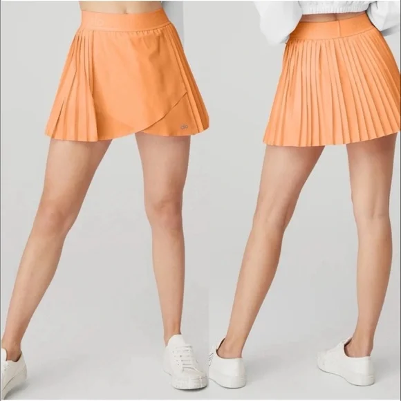 ALO Yoga Women's Aces Tennis Skirt in orange Canteloupe size XS - Picture 2 of 6